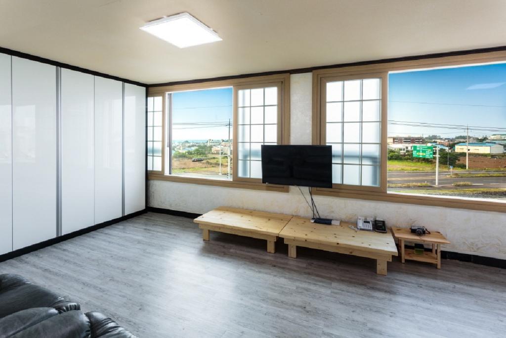Jeju Wayo Pension ภายนอก รูปภาพ